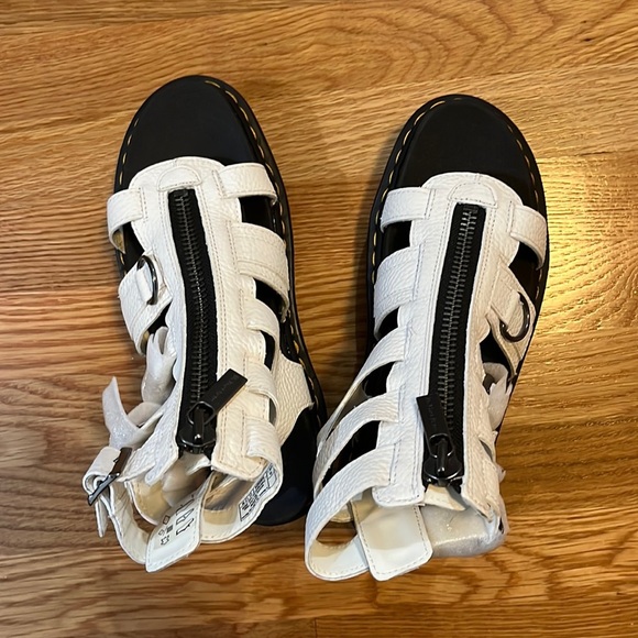 SALE Dr Marten Olson Sandals White Size 9 NEW - Picture 12 of 16